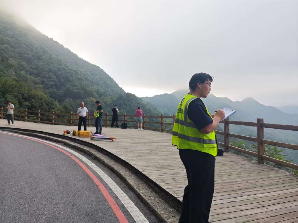 观景平台承载力专项检测，让每一步观光都安心合规
