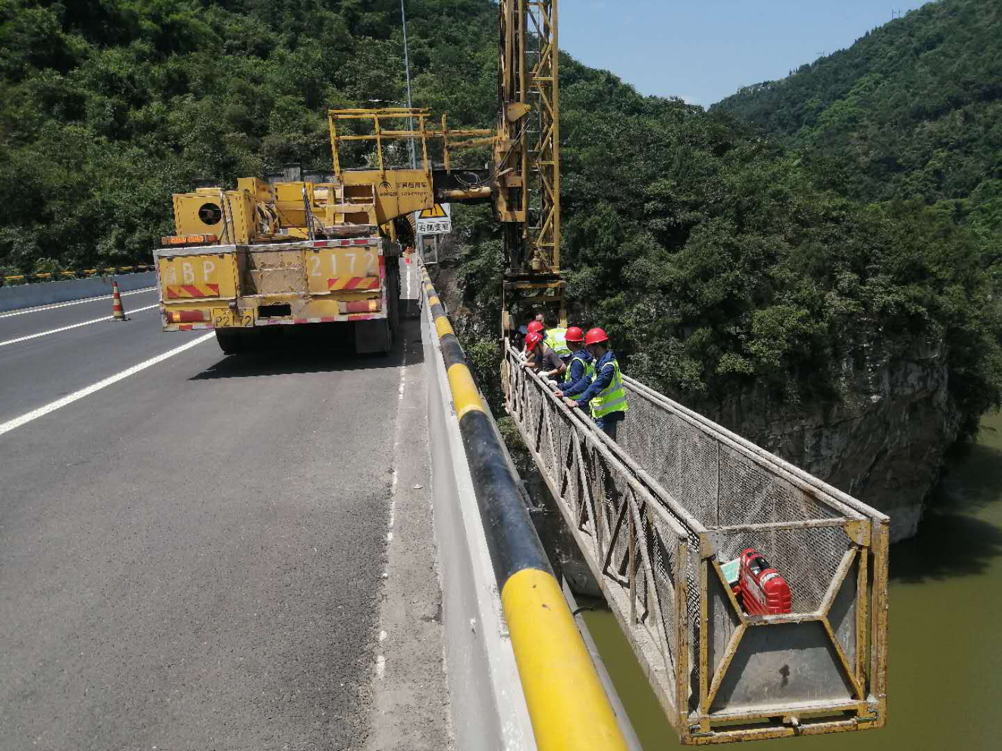 桥梁荷载检测